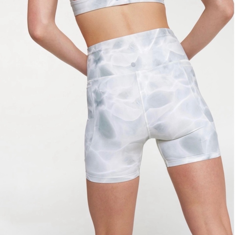 High Rise Bike Shorts 5” inseam Aquatic Marble - Picture 2 of 3